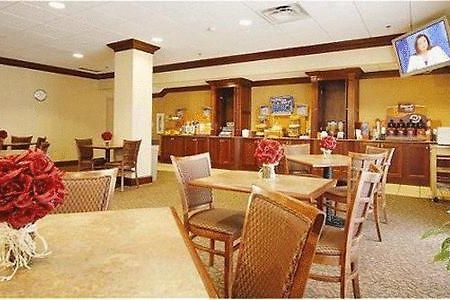 Holiday Inn Express Waterbury Étterem fotó